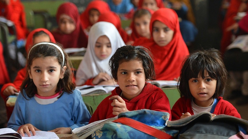 HC Stops Private Schools by Collecting Summer Vacation Fee HC Stops Private Schools by Collecting Summer Vacation Fee