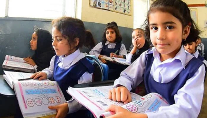 Decision to Implement Educational Emergency for 4 Years Across the Country