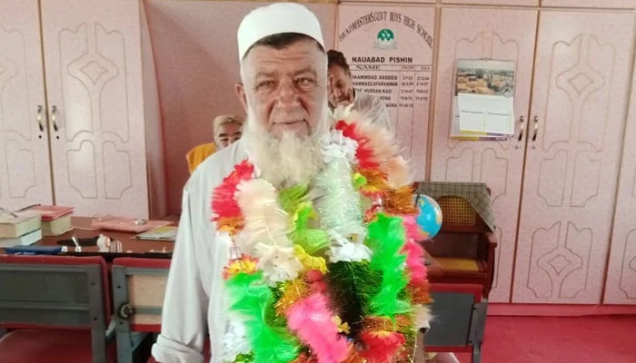 55 Year Old Man in Pishin Passes Matric Exams with Second Division 55 Year Old Man in Pishin Passes Matric Exams with Second Division