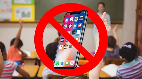 Punjab Wants to Ban Student Mobile Phones in Schools Punjab Wants to Ban Student Mobile Phones in Schools