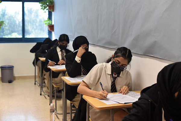 UAE Announces AED 200,000 Penalty for Aiding Exam Fraud