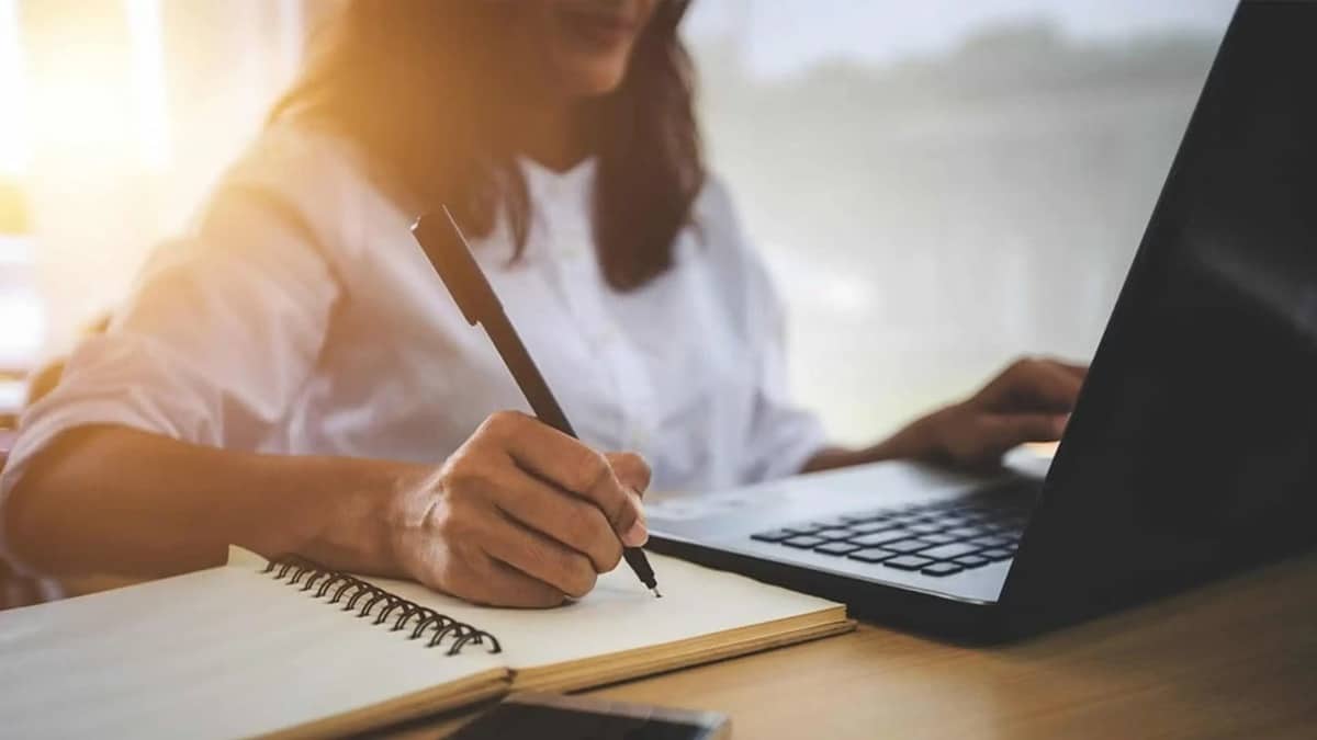 AIOU Launches 3 Month Online Digital Skills Training 2026